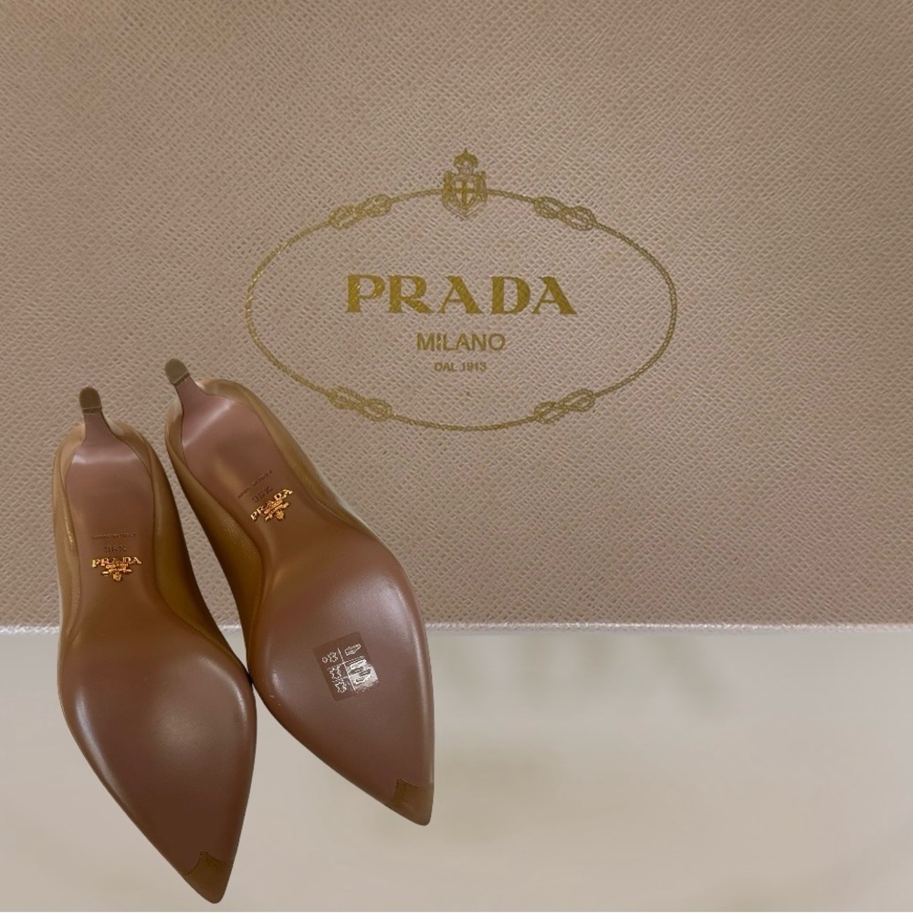 PRADA Calzature Donna Vernice St. Saffiano Cammeo Pump Heels - Picture 4 of 13